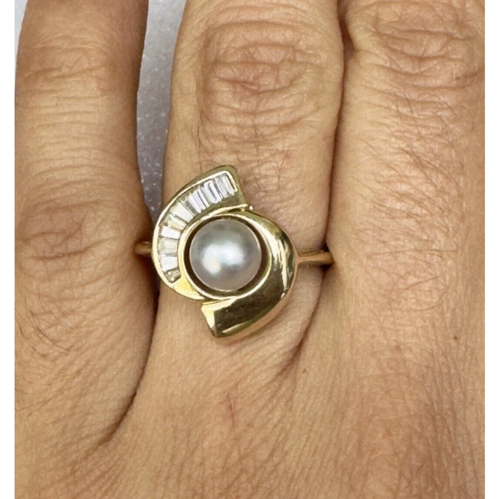 Classic 14k Solid Yellow Gold Natural White Pearl and Diamond Ring Size 4.75 - Picture 2 of 10